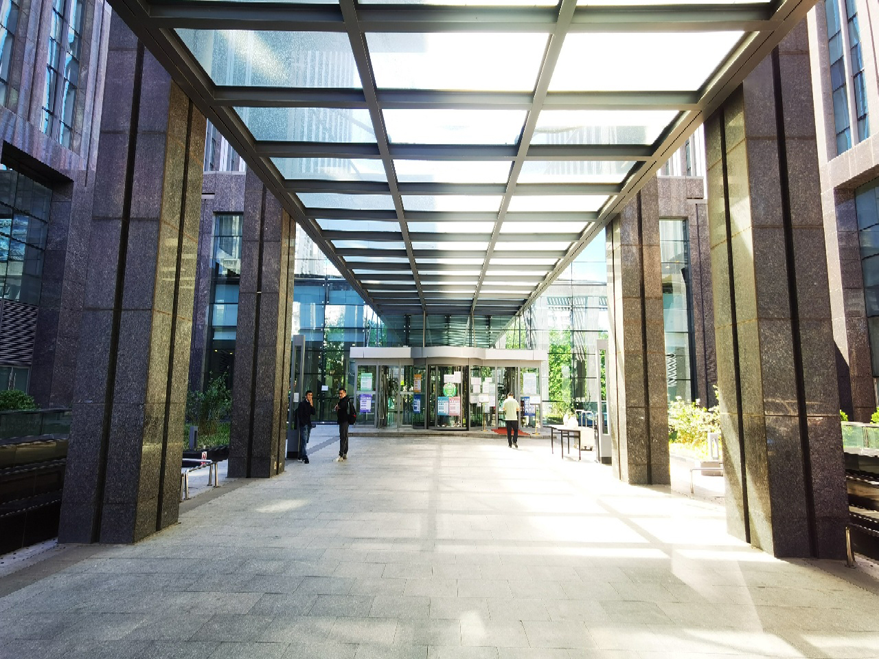 德胜国际中心出租房源实拍图3